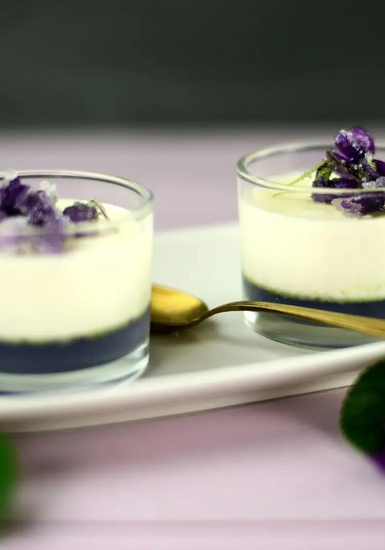 Ricetta Panna cotta alle violette di lucianaincucina