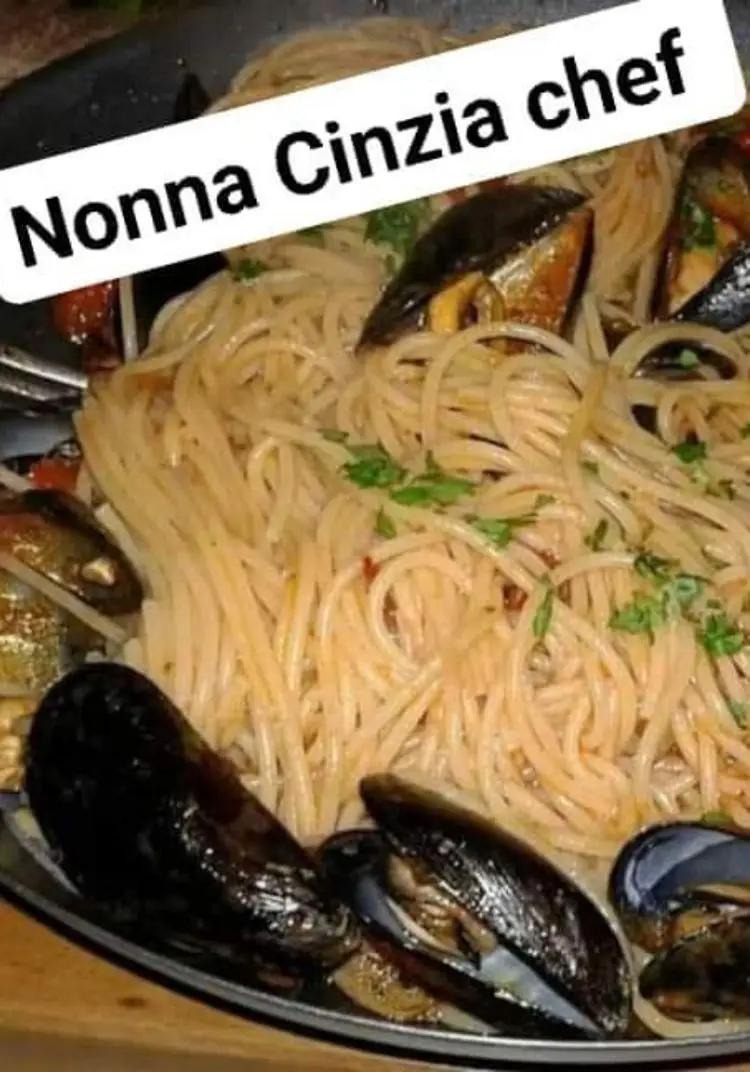 Ricetta Spaghetti con cozze di @nonnacinziachef