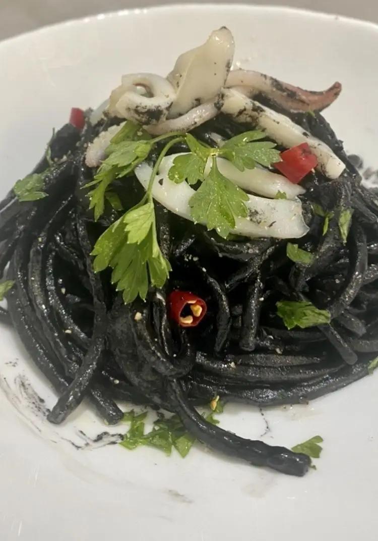 Ricetta Spaghetti al nero. di enzo630