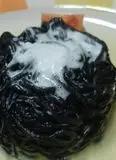 Immagine del passaggio 1 della ricetta Tagliolini al nero di seppia