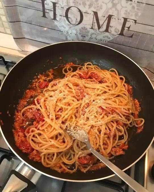Ricetta Spaghetti al tonno di pisaniveronica