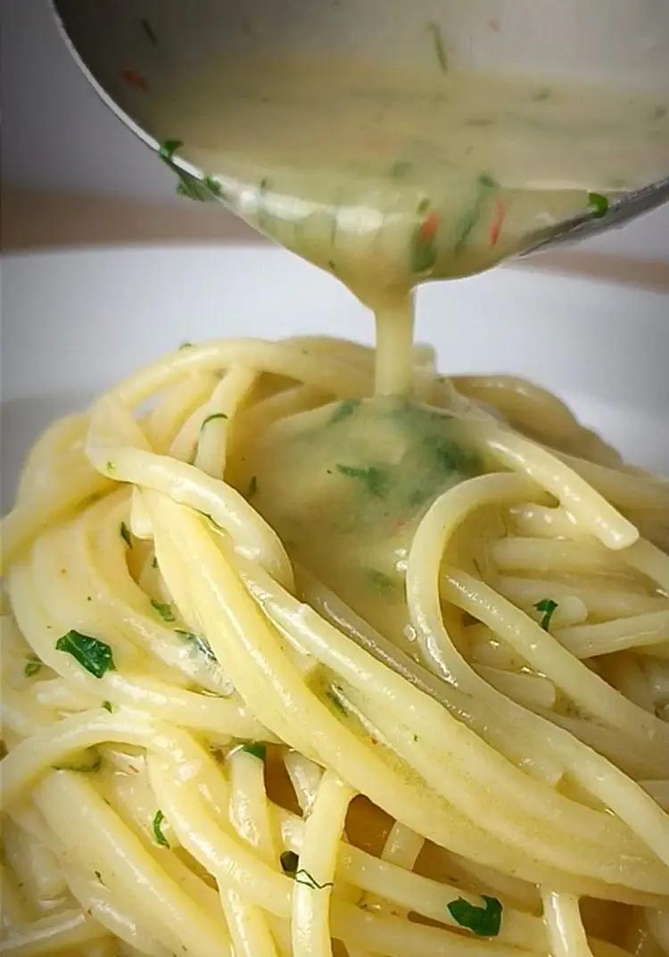 Ricetta Spaghetti con aglio olio e peperoncino di nereoferro