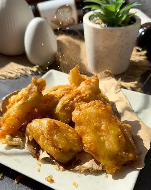 Ricetta FIORI DI ZUCCA IN PASTELLA di easyclarissa