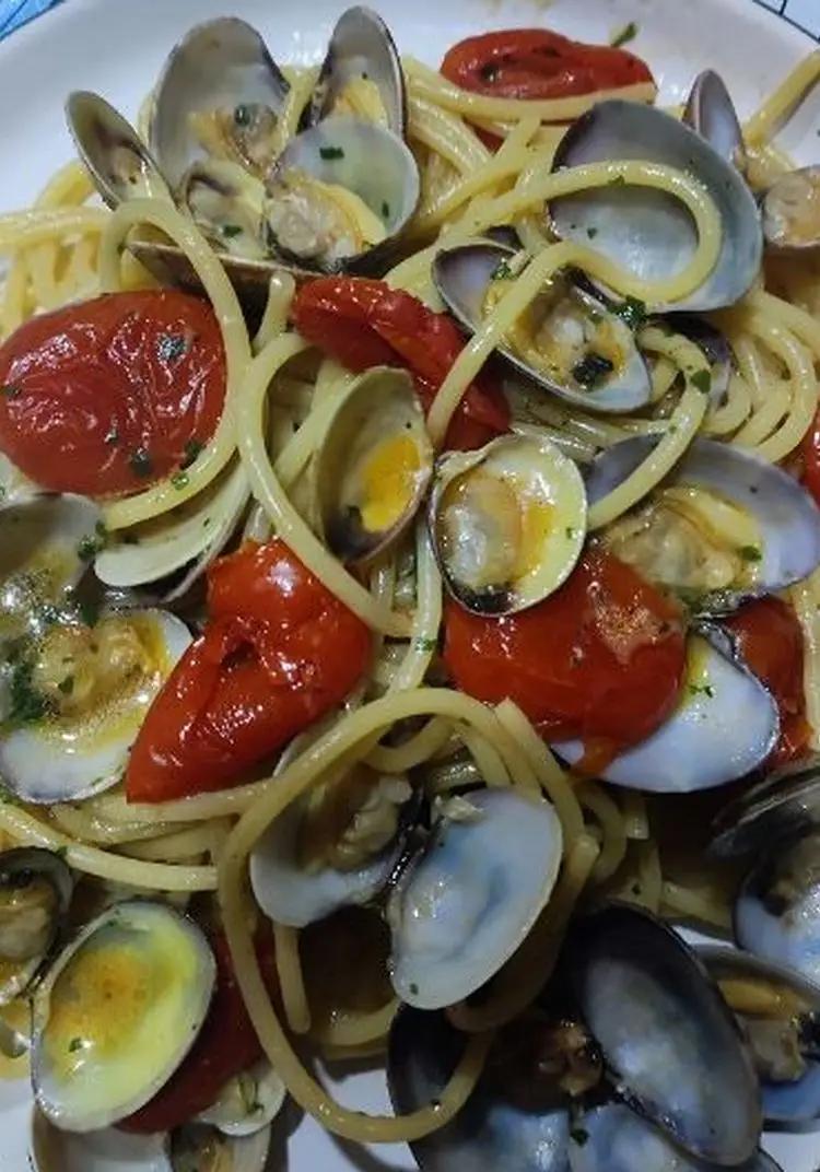 Ricetta Spaghetti alle vongole e pomodorini di Mabyflavors