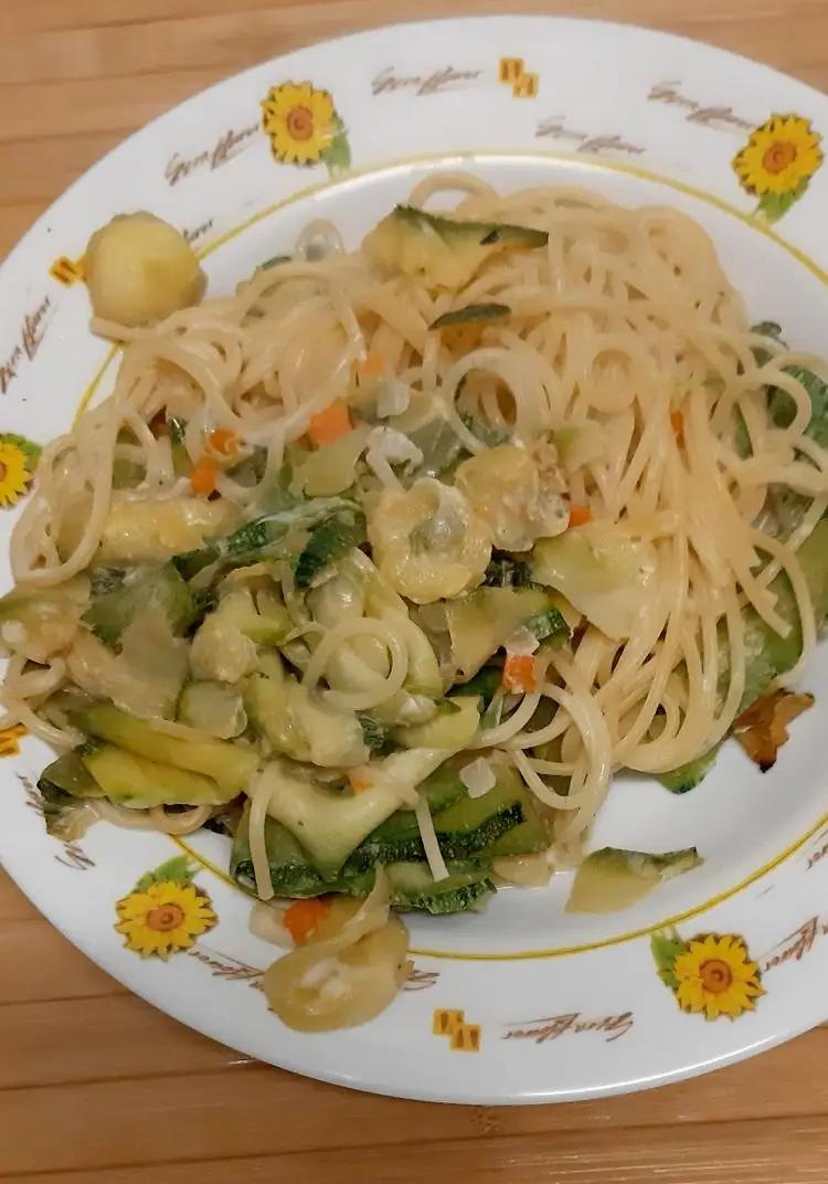 Ricetta Pasta zucchine a julienne e philadelphia di Eleonoraeternasognatrice