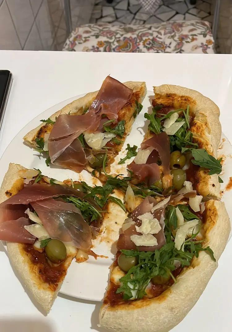 Ricetta Pizza crudo, grana e rucola di matteodospina