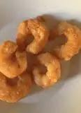 Immagine del passaggio 3 della ricetta Gamberi in tempura di zafferano