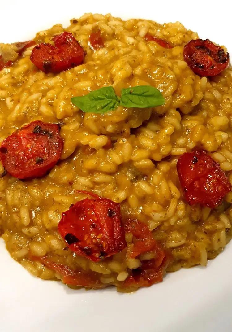 Ricetta Risotto al pesto di basilico e pomodorini confit💚❤ di InCucinaConAlessia