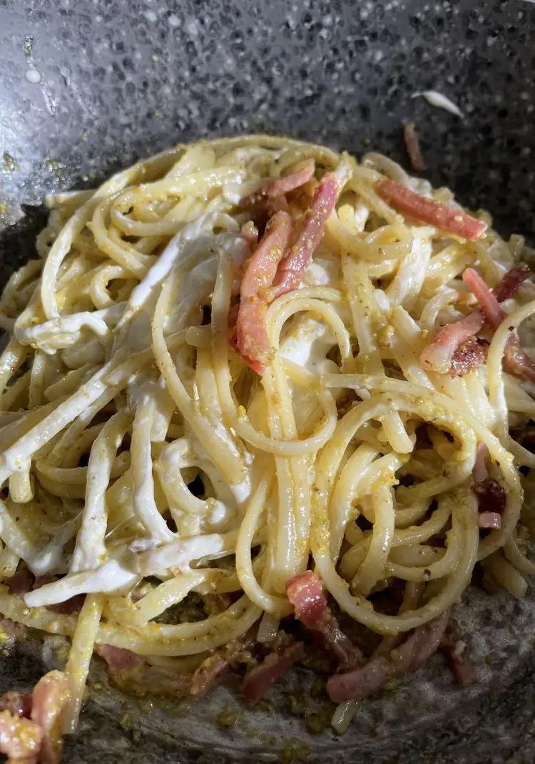 Ricetta Linguine con pesto di pistacchio, speck e stracciatella di greeeetam