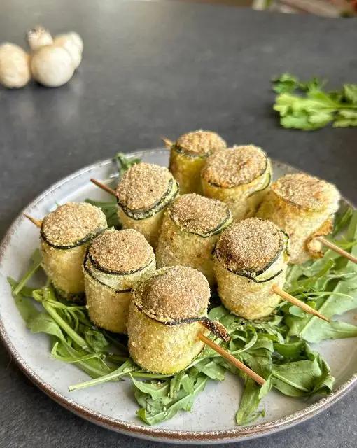 Ricetta Spiedini con polpettine di funghi e zucchine ✨ di giorgiasbakery