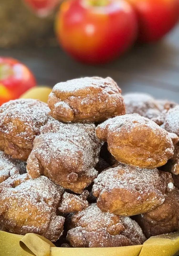 Ricetta FRITTELLE SEMINTEGRALI DI CARNEVALE ALLE MELE di chiara_healthytales