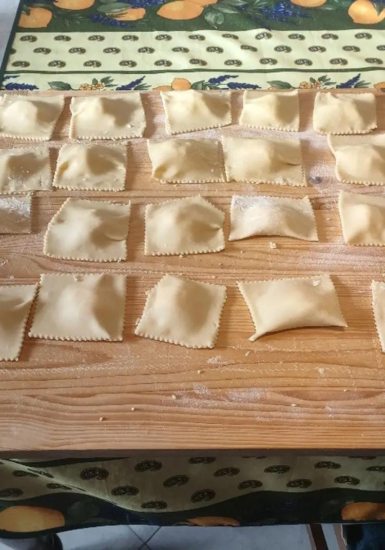 Ricetta Ravioloni ripieni di formaggio di mpochi01