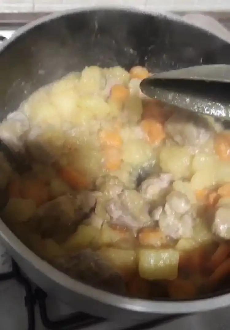 Ricetta Spezzatino di tacchino con patate 🥔 e carote 🥕🤩 di Nina93