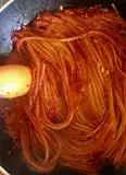 Immagine del passaggio 27 della ricetta ”Spaghetti all’ Assassina”
versione stregattami 👩🏻‍🍳