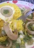 Immagine del passaggio 26 della ricetta “Riso alla stregattami”
con Curcuma, Calamari, Zucchine e Crema di Patate 👩🏻‍🍳