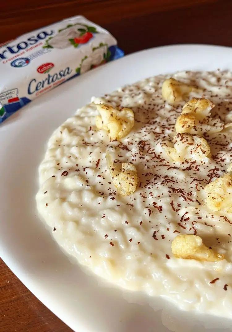 Ricetta Risotto con crema di cavolfiore, Certosa Galbani e cioccolato extra amaro. di francesco153