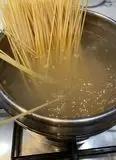 Immagine del passaggio 4 della ricetta #Spaghetti all’aringa vellutata di finocchi