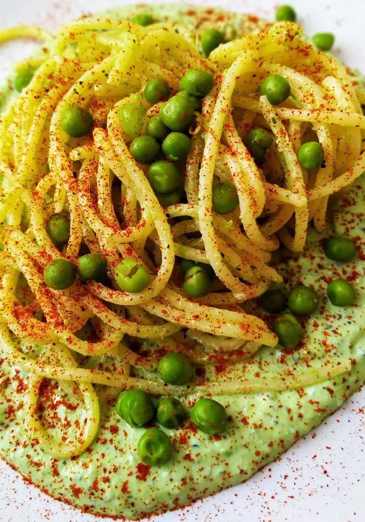 Ricetta Spaghetti con crema di piselli e menta di dellaseta.sara