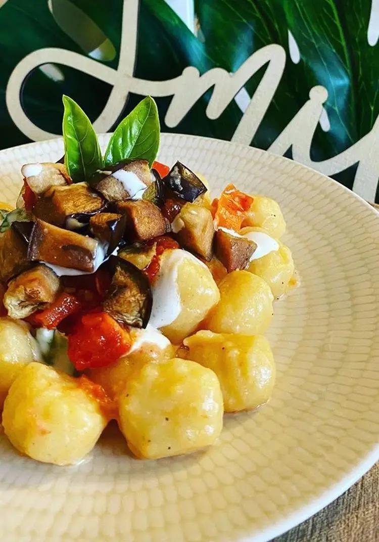 Ricetta Gnocchi di farro con melanzane, pomodorini e formaggio fresco cremoso di mammaemma.gnocchi