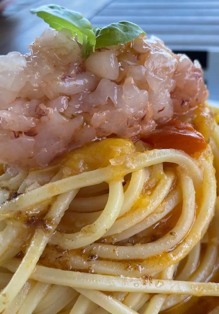 Ricetta Spaghetti ai due pomodori con tartar di gamberi e colatura di alici🤤😍 di _foodcry_