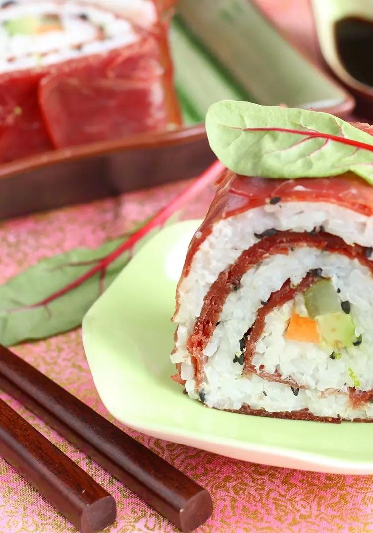 Ricetta Sushi di Bresaola, Basmati, Avocado e Cetriolini di profumodilimoniblog