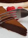 Immagine del passaggio 3 della ricetta Torta al cioccolato senza cottura