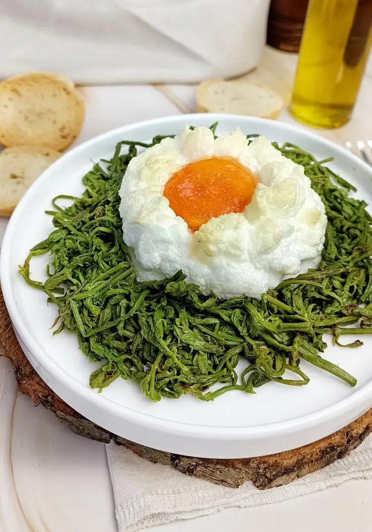 Ricetta UOVO NUVOLA CON BRUSCANDOLI di kettycucinooggi