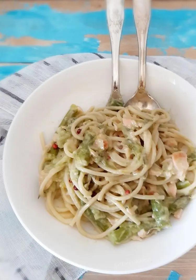 Ricetta SPAGHETTI CON SALMONE E ASPARAGI di kettycucinooggi