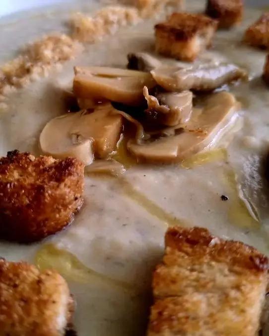 Ricetta VELLUTATA DI FUNGHI E PATATE di deliziosatradizione