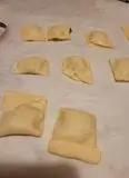 Immagine del passaggio 3 della ricetta dolcetti di pasta brisè in friggitrice ad aria