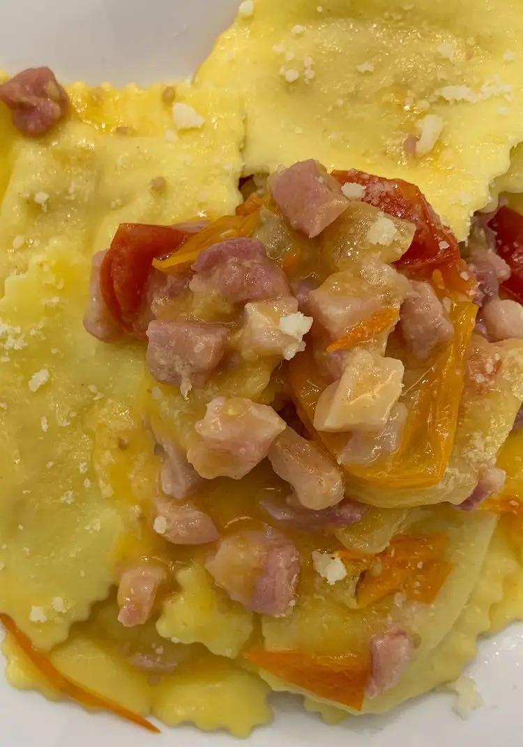 Ricetta Ravioli con pancetta, pomodorini gialli e rossi di maccaro_paraosteria