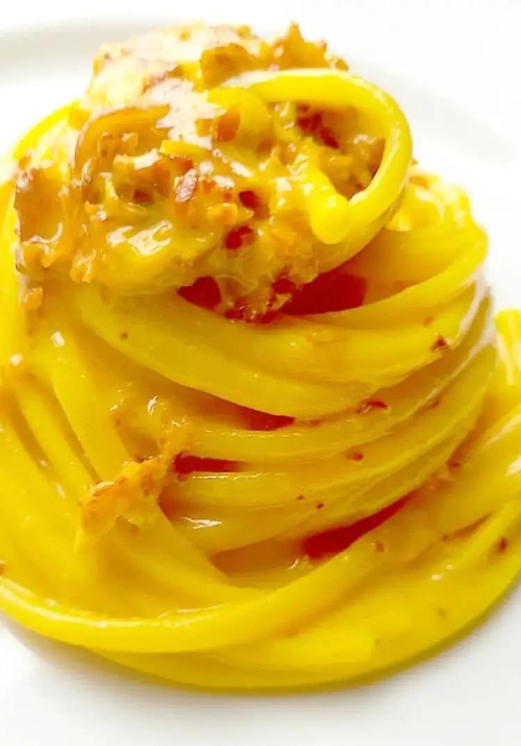 Ricetta Linguine in crema di zafferano, taleggio e ragù di cotto San Giovanni 💛! di dianacorradetti