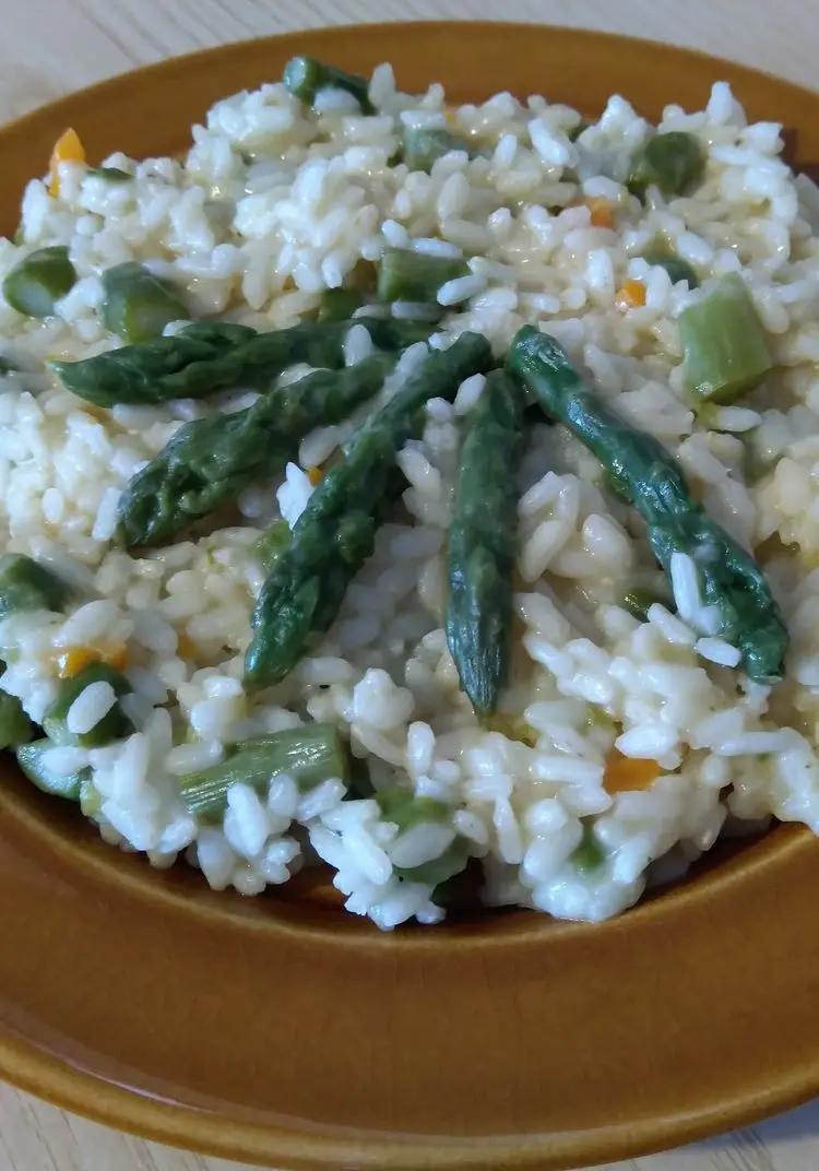 Ricetta Il mio risotto primaverile asparagi e carotine in pentola a pressione di Peonia