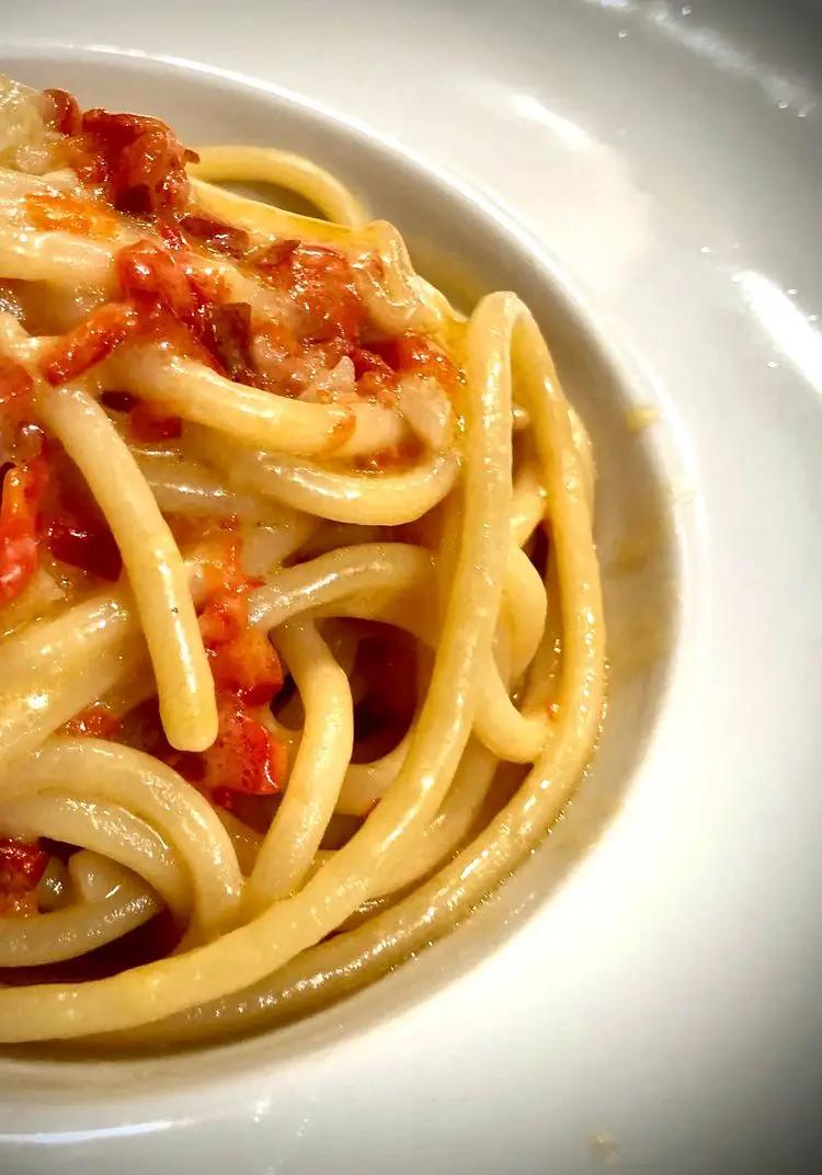 Ricetta Spaghettone gragnanese aglio e olio con peperone rosso di Occhioallapentola