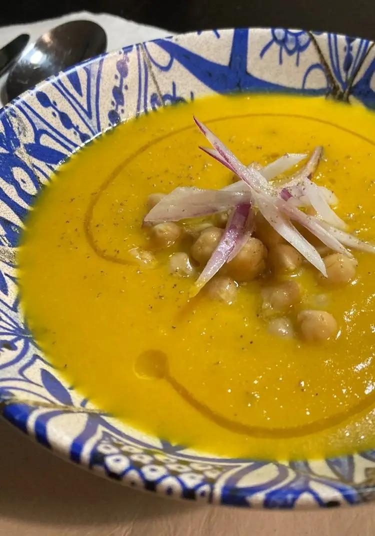 Ricetta Crema di zucca con ceci e cipolla di tropea di healthandbeauty