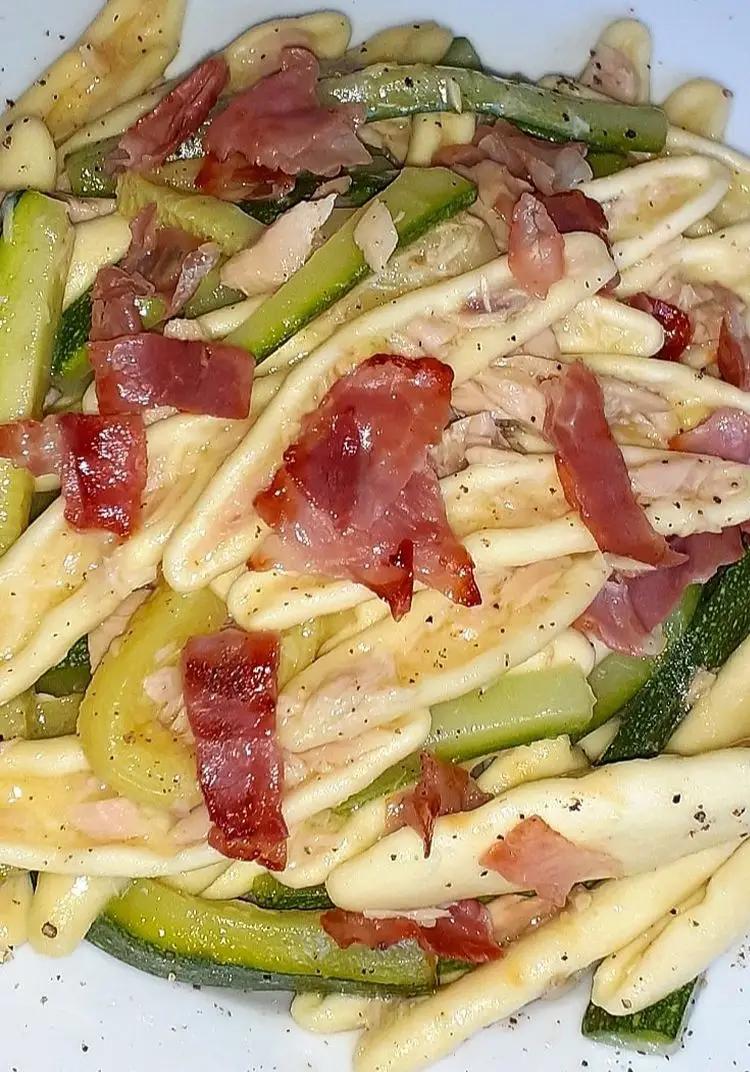Ricetta Cortecce Con Zucchine, Filetti di Tonno e Speck di lericettedimarygio