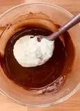 Immagine del passaggio 8 della ricetta Mousse al Cocco e Cioccolato 