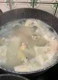 Immagine del passaggio 1 della ricetta Cosce di Pollo e Patate (Coxinha)