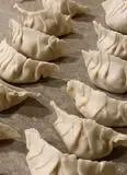 Immagine del passaggio 6 della ricetta Gyoza Vegani