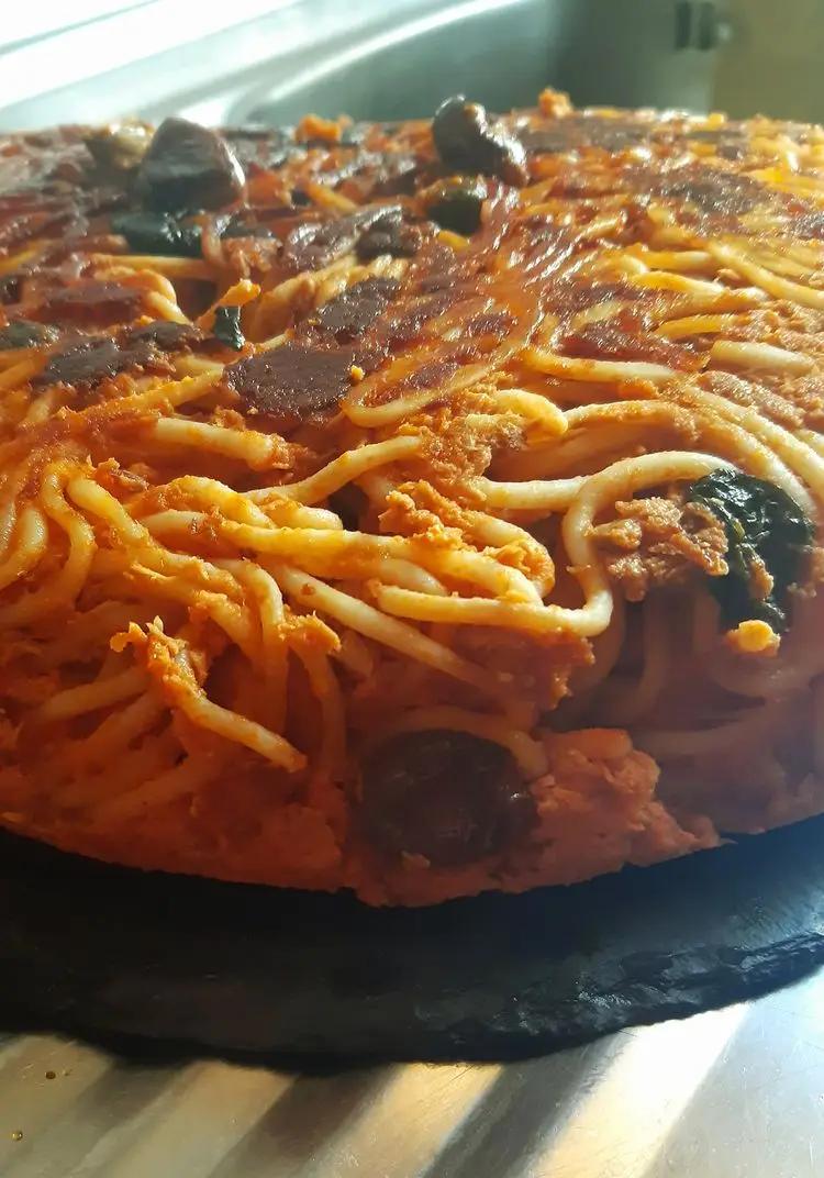 Ricetta Frittata di spaghetti con olive taggiasche e capperi di ledelizieditizy
