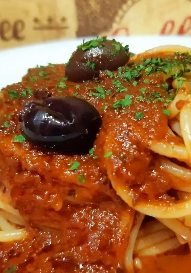 Ricetta Spaghetti alla puttanesca di ledelizieditizy