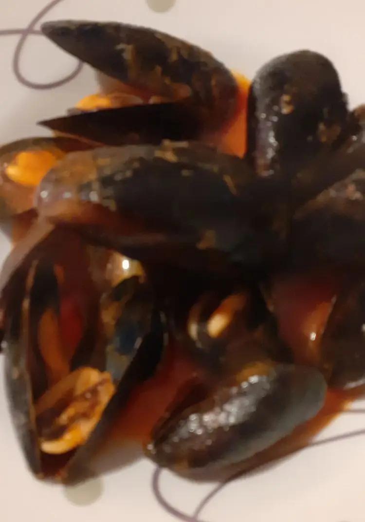 Ricetta Cozze al sugo di eoggicosabolleinpentola