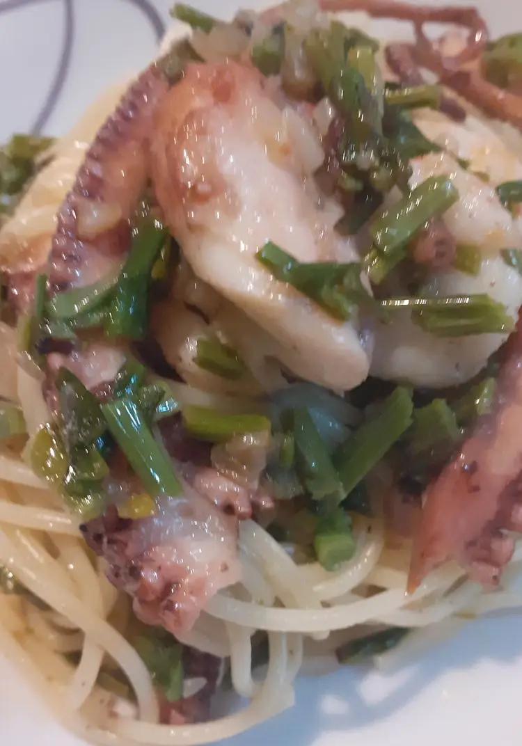 Ricetta Spaghetti con asparagi,  polpo e gamberetti di eoggicosabolleinpentola