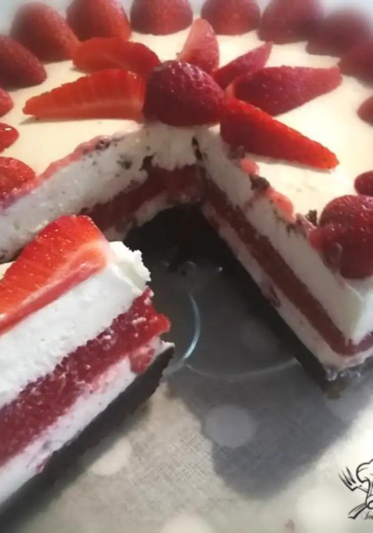 Ricetta Cheesecake con gelatina alle fragole di crisimo59