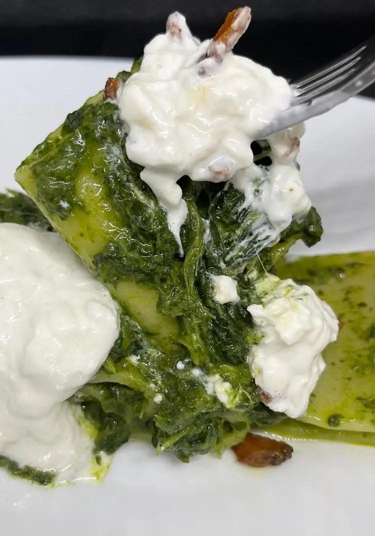 Ricetta Paccheri di gragnano con guanciale croccante, crema di friarielli e burrata di tagfooditalia