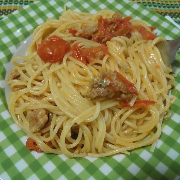 Ricetta Spaghetti pomodori e gorgonzola di ricettegustose.it