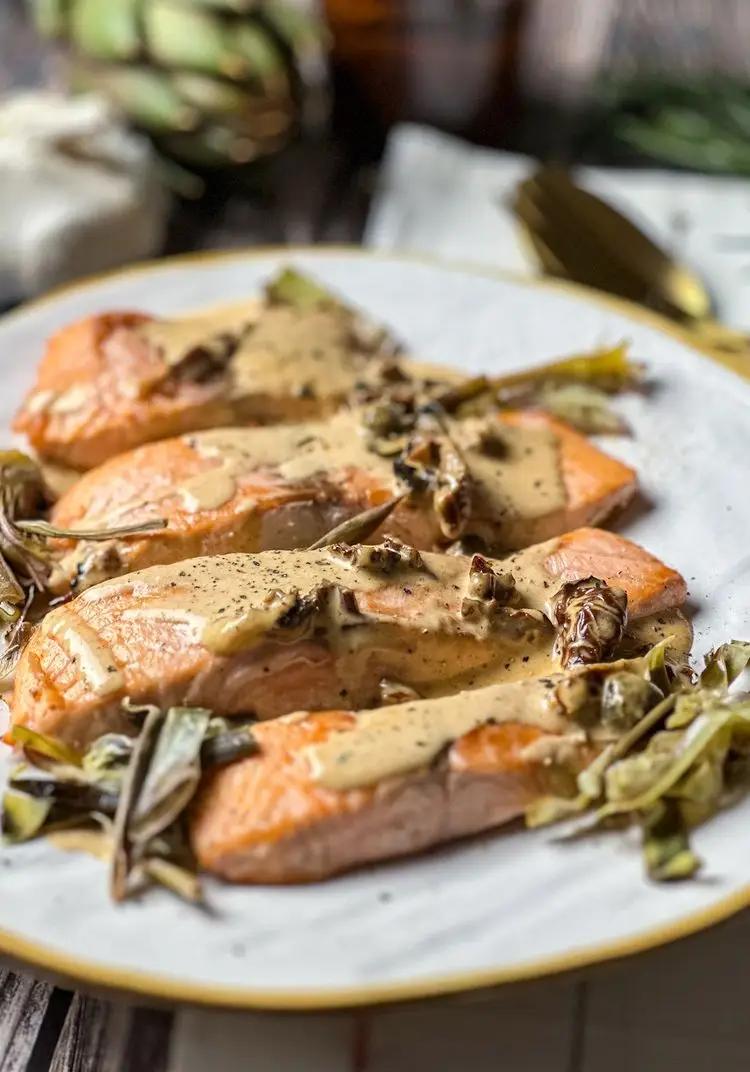 Ricetta Filetti di Salmone cremosi alla Paprika e Carciofi di bozza.di.colore