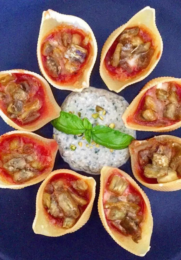Ricetta Conchiglioni ripieni di melanzane alla parmigiana  🤤 di _cri_ations