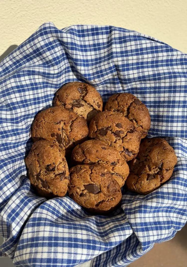 Ricetta BISCOTTONI farina di castagne, cioccolato e uvetta  VEG di Troppo.impertinente