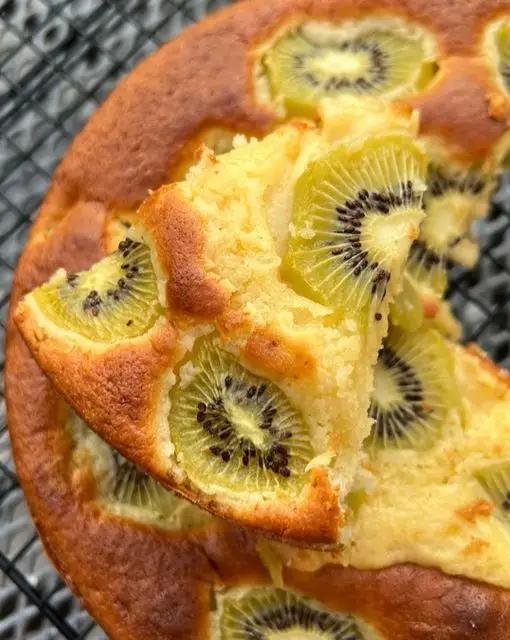 Ricetta Torta morbida ai kiwi 🥝 di ninnalemon